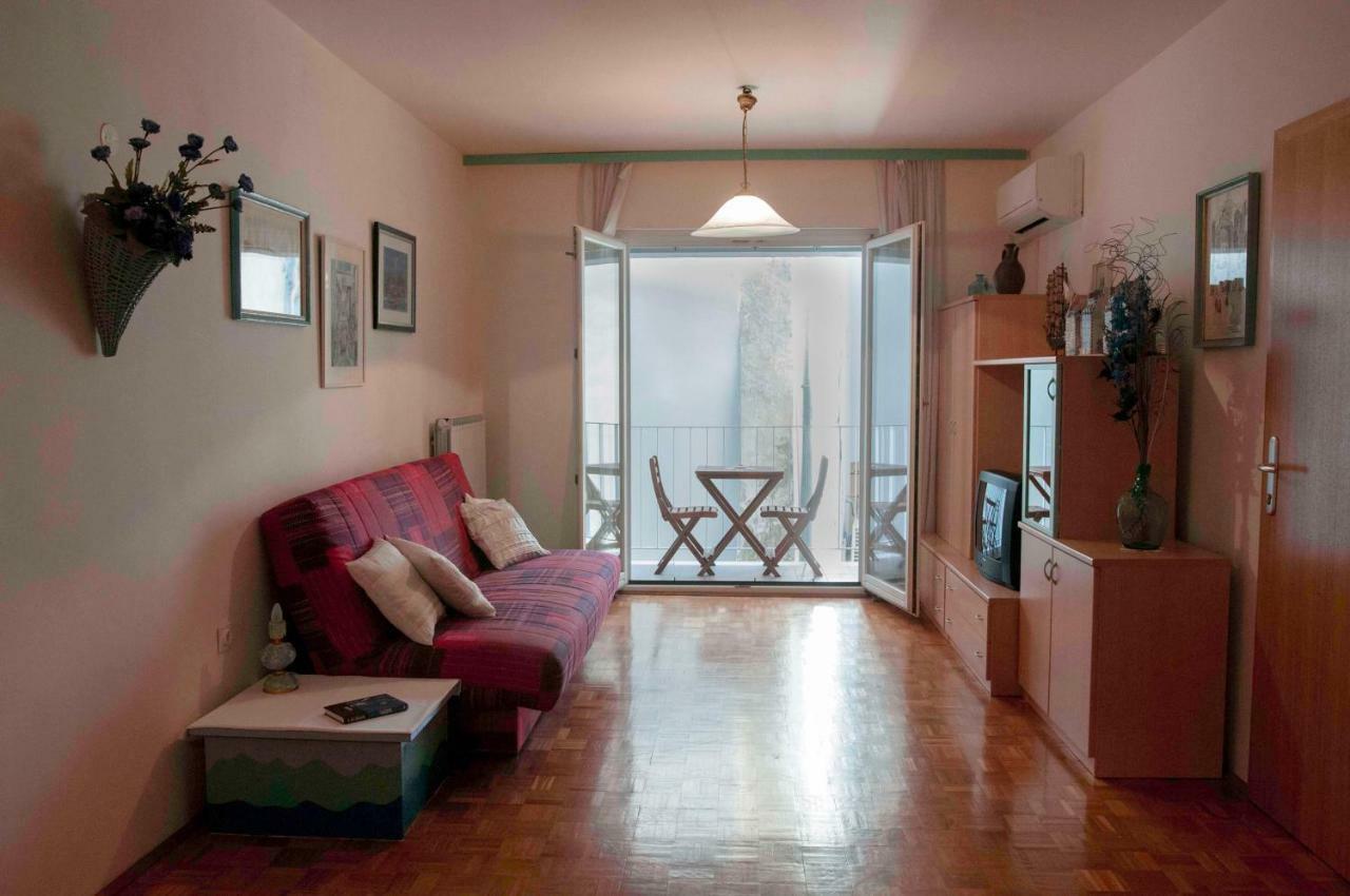 Spacious Balcony Apartment بيران المظهر الخارجي الصورة